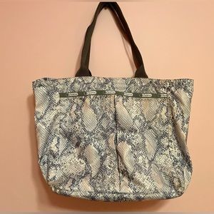LeSportsac large tote bag